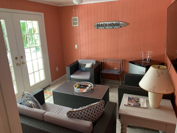 Private Pool Vacation Home in Fort Myers Three Bedrooms