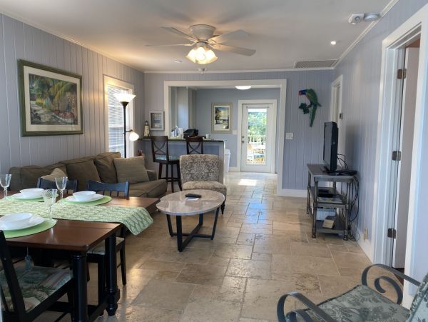 Walk to Beach Fort Myers Vacation Home Two Bedrooms Sleeps 4
