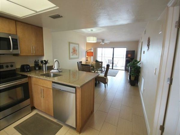 Two Bedroom Condo in Fort Myers Beach Sleeps 4