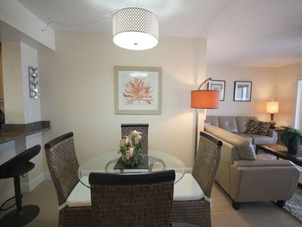 Two Bedroom Condo in Fort Myers Beach Sleeps 4