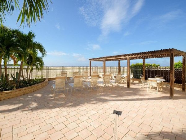 Two Bedroom Condo in Fort Myers Beach Sleeps 4