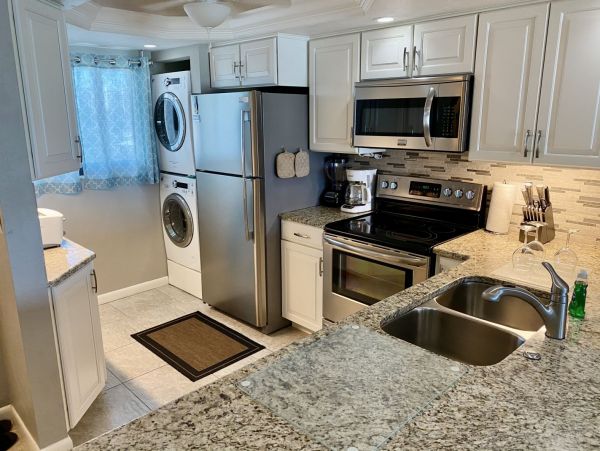 Gulf Views Fort Myers Vacation Condo Two Bedroom