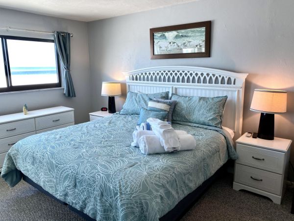 Gulf Views Fort Myers Vacation Condo Two Bedroom