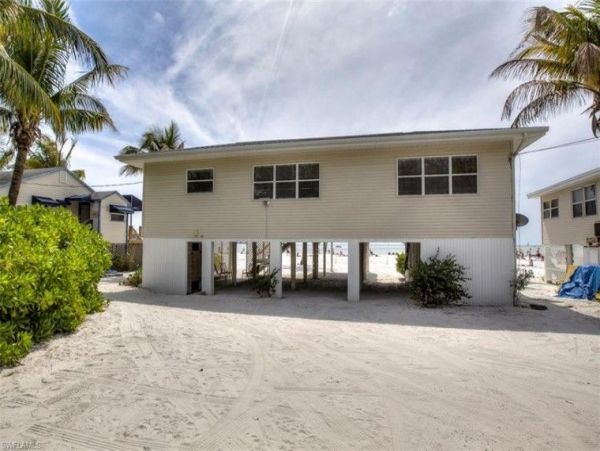 On Beach Fort Myers Vacation Home Two Bedroom