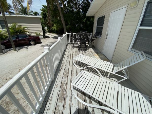 Fort Myers Vacation Studio Steps to Beach Sleeps 2 Guests