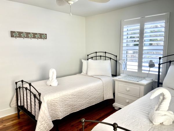 Charming 3-Bedroom Pool Home in Fort Myers Beach