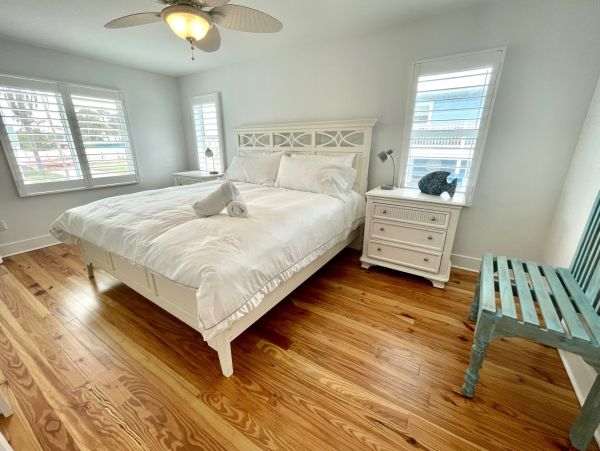 Charming 3-Bedroom Pool Home in Fort Myers Beach