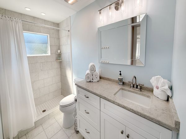 Charming 3-Bedroom Pool Home in Fort Myers Beach