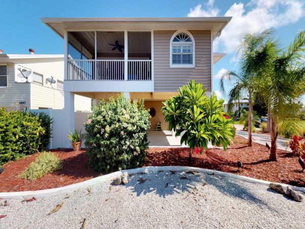 Fort Myers Home 999641