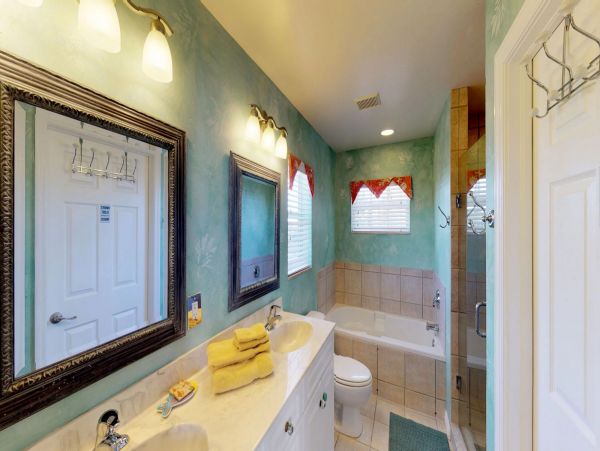 Fort Myers Home 999641