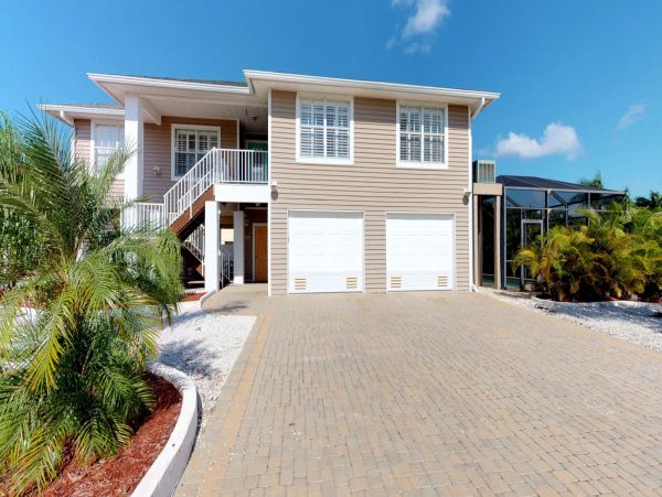 Fort Myers Home 999641