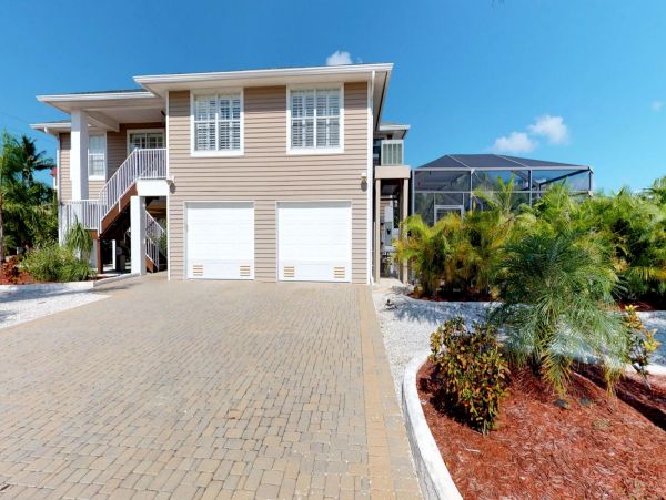 Fort Myers Home 999641