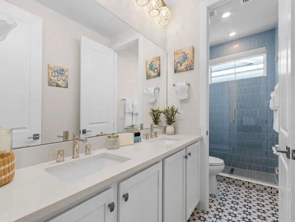 Fort Myers Beach Vacation Rental - Luxury 5-Bedroom Pool Home with Private Pool