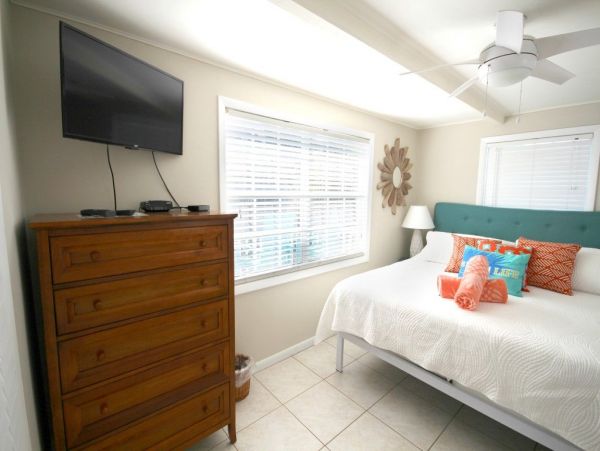 Fort Myers Home 999645