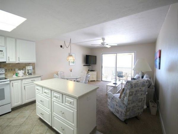Fort Myers Condo 999652