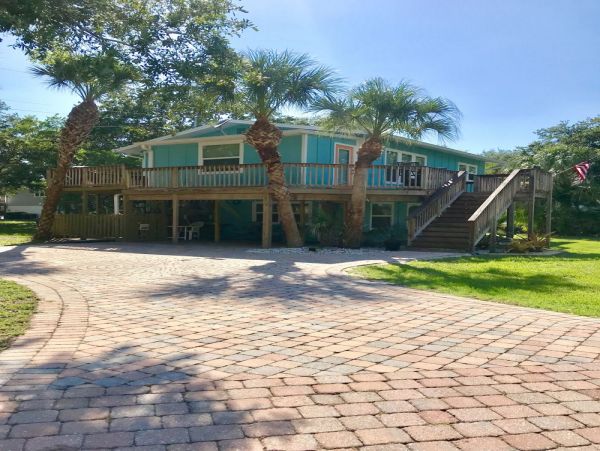 Fort Myers Home 999655