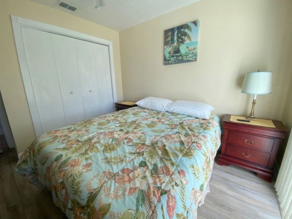 Fort Myers Home 999657