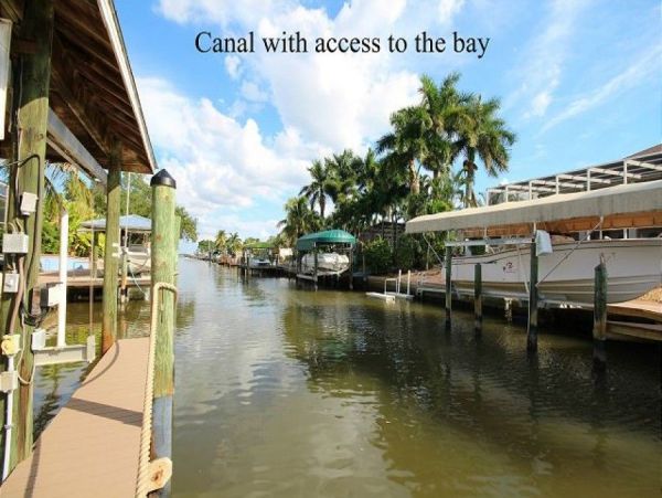 Fort Myers Home 999657