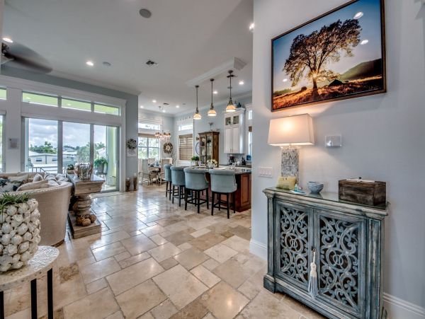Fort Myers Home 999661