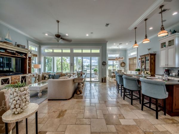 Fort Myers Home 999661