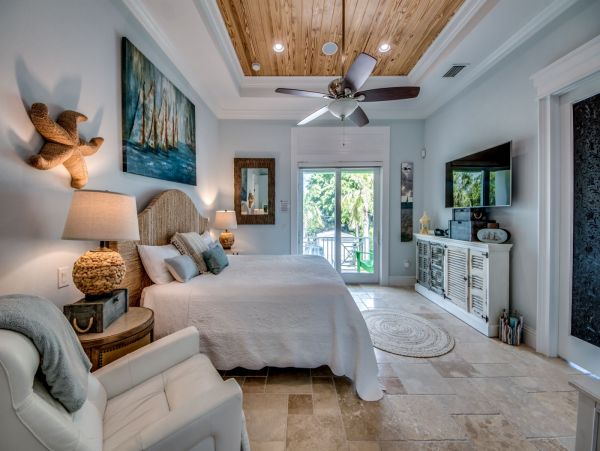 Fort Myers Home 999661
