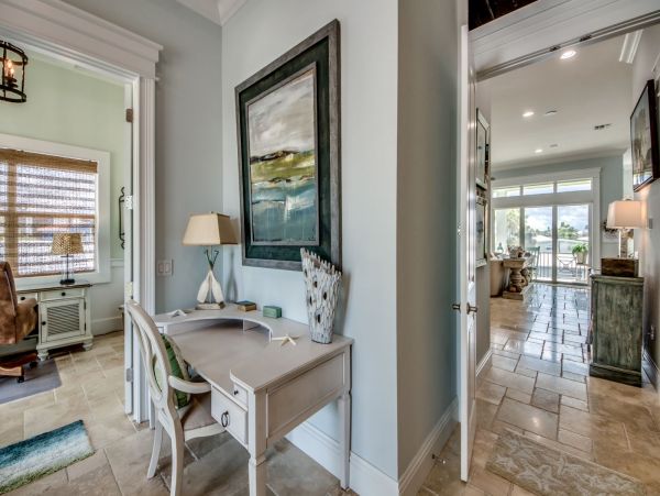 Fort Myers Home 999661