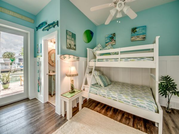 Fort Myers Home 999661