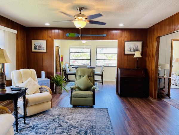 Fort Myers Home 999662