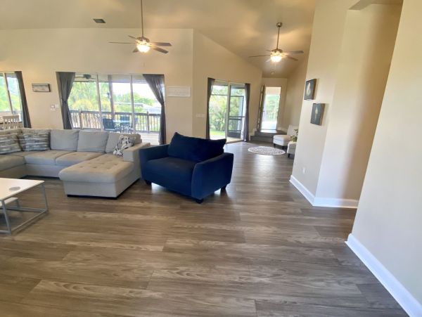 Fort Myers Home 999664