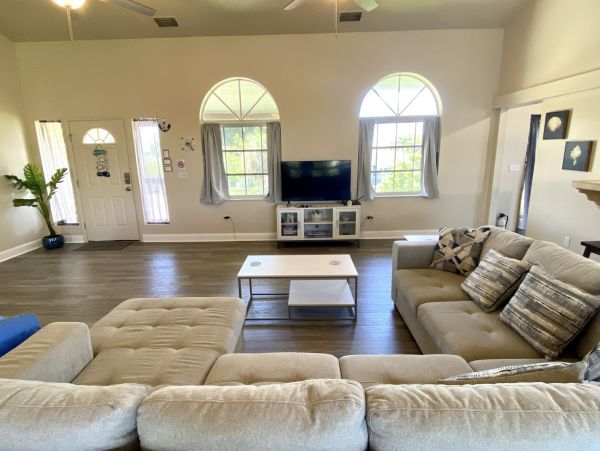 Fort Myers Home 999664