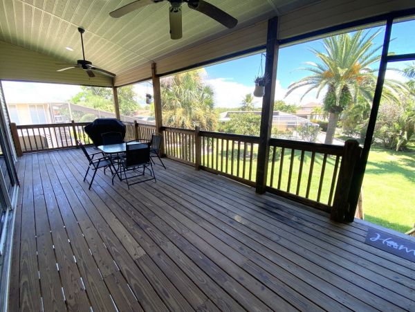 Fort Myers Home 999664