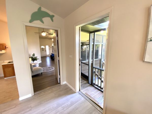 Fort Myers Home 999664