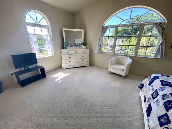 Fort Myers Home 999664