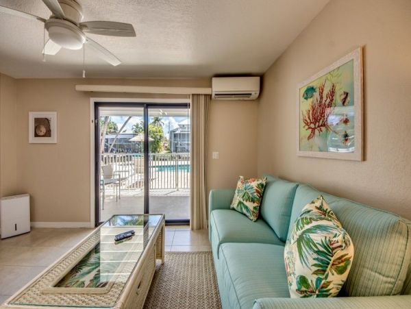Fort Myers Condo 999667