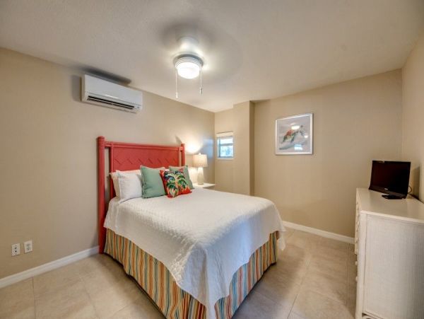Fort Myers Condo 999667