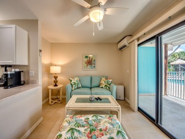 Fort Myers Condo 999668