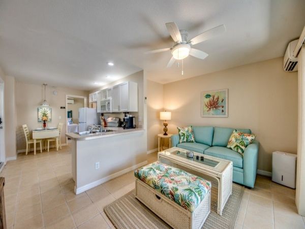 Fort Myers Condo 999668