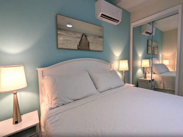 Florida Island Vacation Rentals - Gulf Coast Beach Homes with Canal Access & Pet Friendly