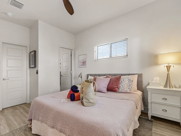Coastal Paradise in Fort Myers - Luxury Vacation Home 3 Bedroom