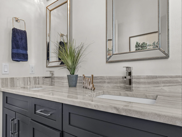 Coastal Paradise in Fort Myers - Luxury Vacation Home 3 Bedroom