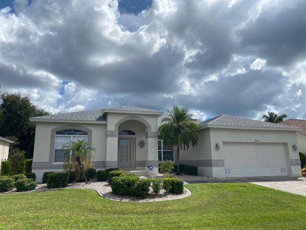 Fort Myers Home 999671