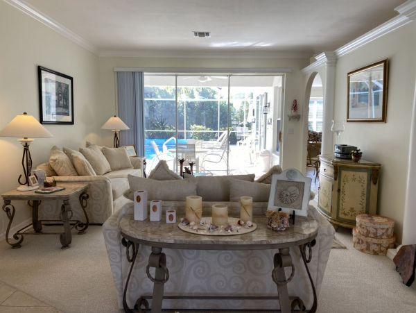 Fort Myers Home 999671