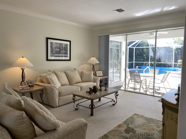 Fort Myers Home 999671