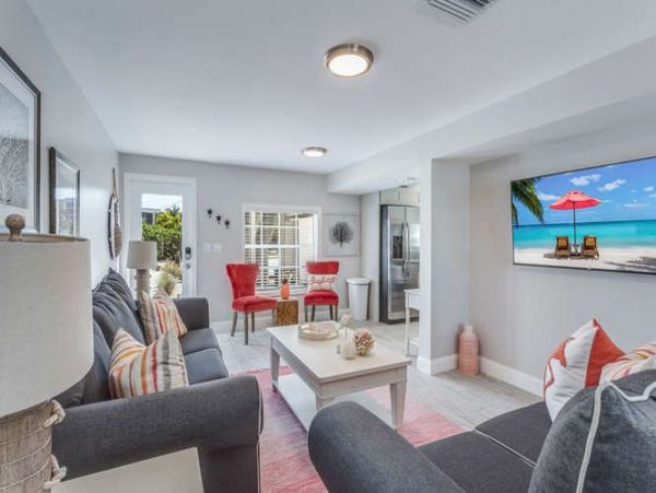 Fort Myers Home 999679