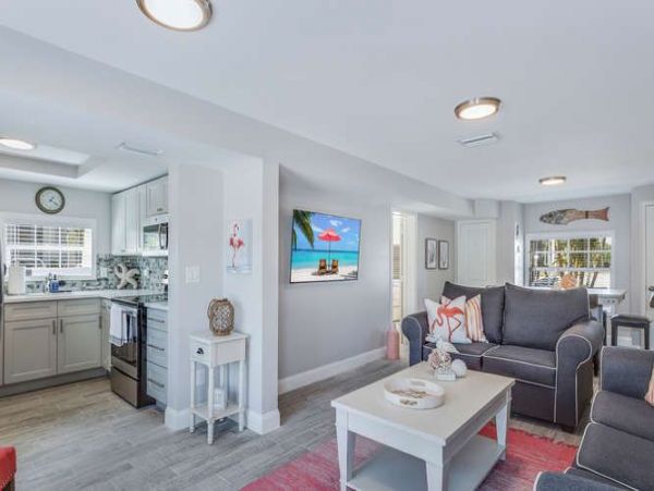 Fort Myers Home 999679