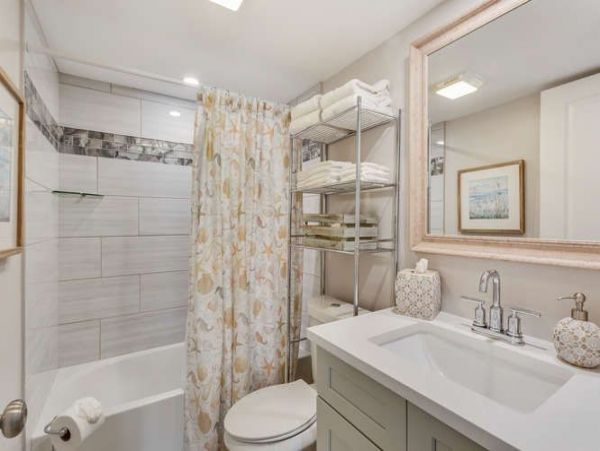 Fort Myers Home 999679