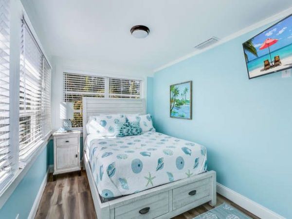 Fort Myers Home 999679