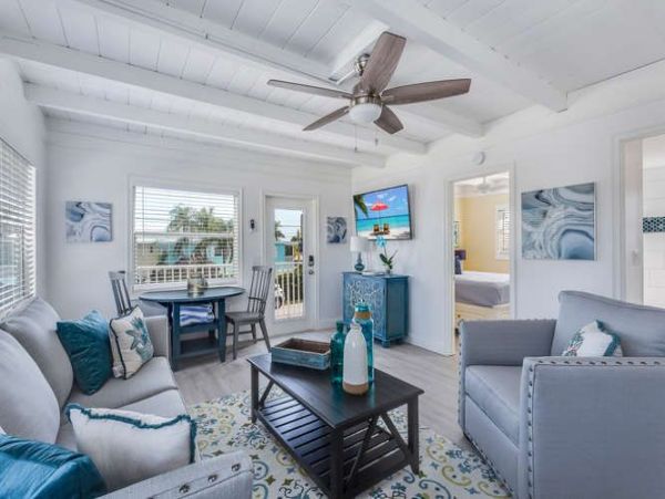 Fort Myers Home 999679