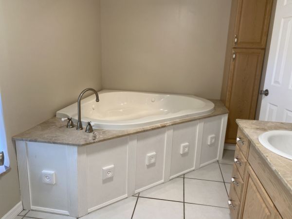 Fort Myers Home 999681
