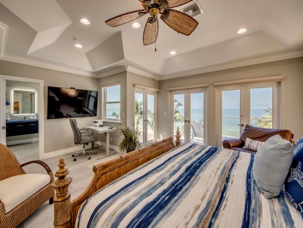Luxury Gulf-Front Vacation Rental  Fort Myers Beach 3-Bedroom Home